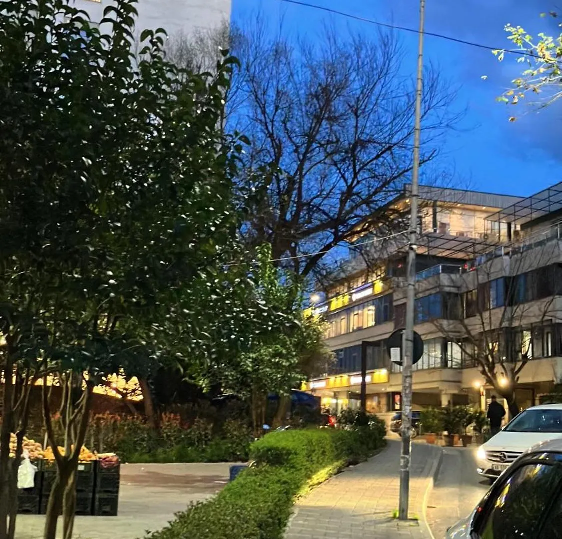 Cozy Flat Near Air Albania Stadium 2 Tirana